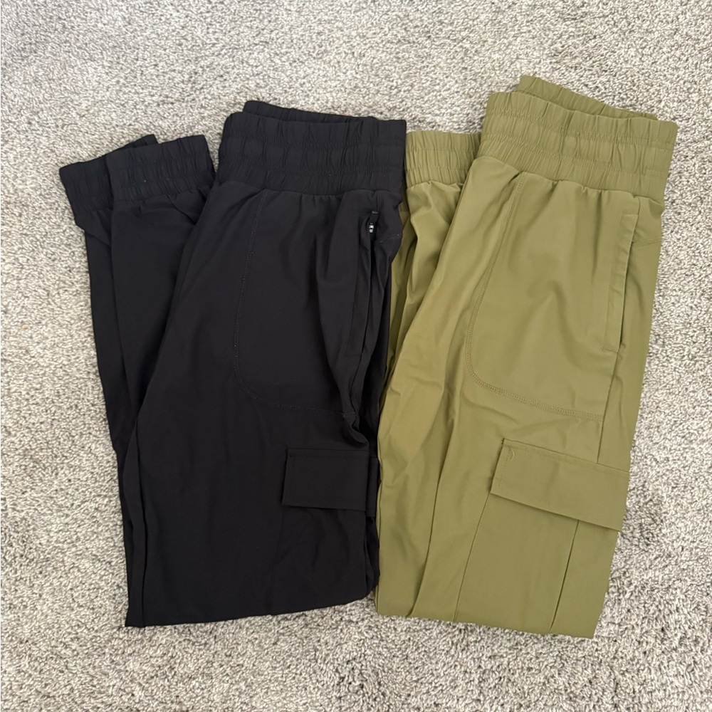 2 PAIR!! Black & Green Balance Athletica Swift Joggers!! XS (Green & Black)